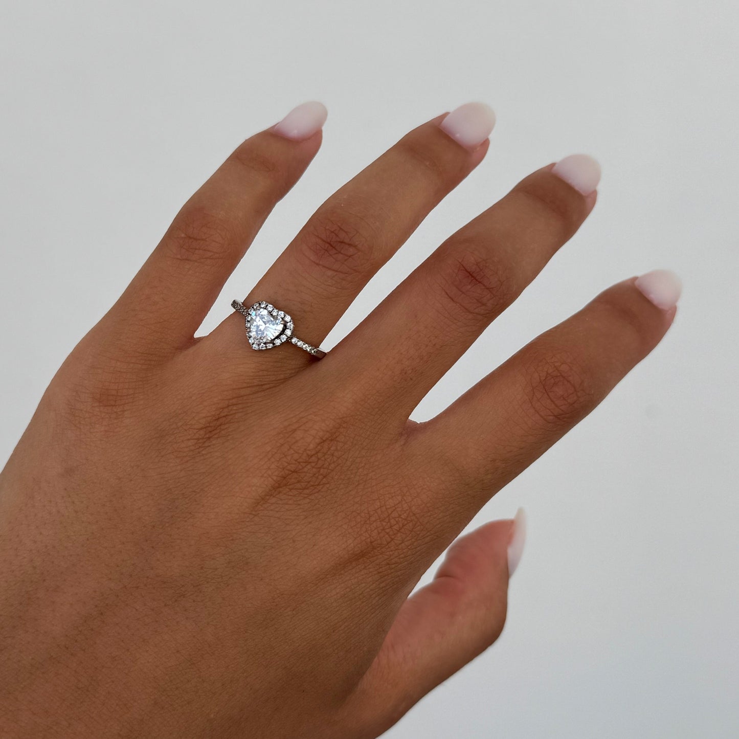 Amore Ring