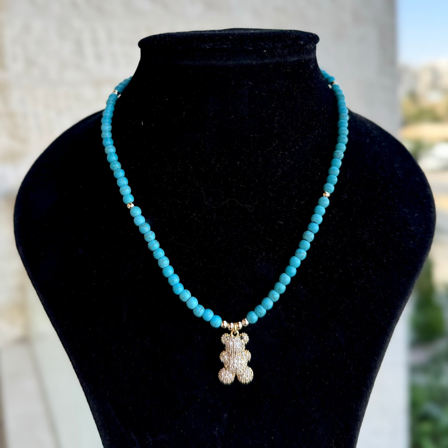 Fairouz Pendant Choker