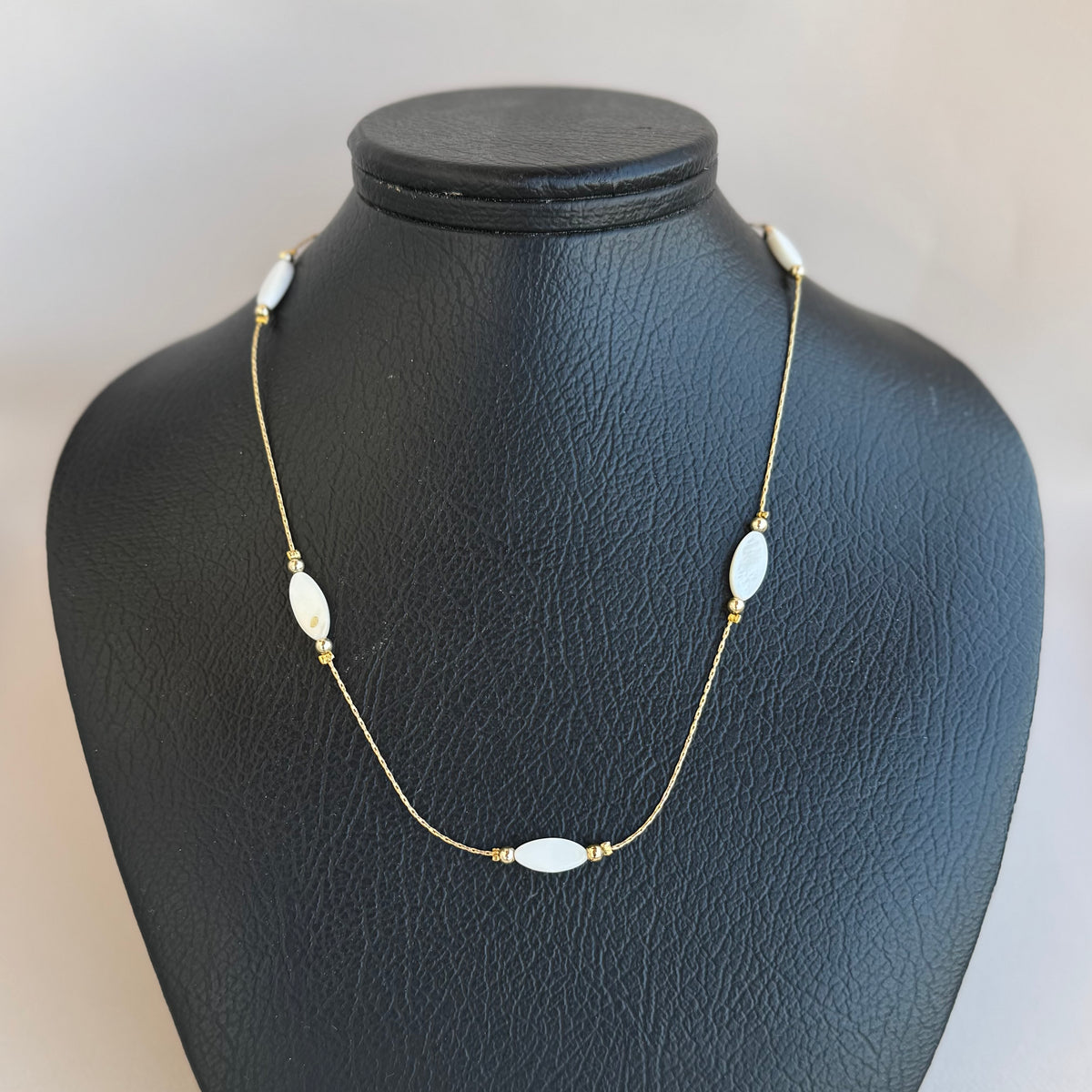 Oval Shells Necklace