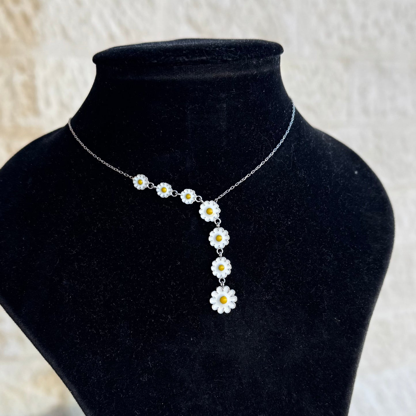 Daisy Drop Necklace