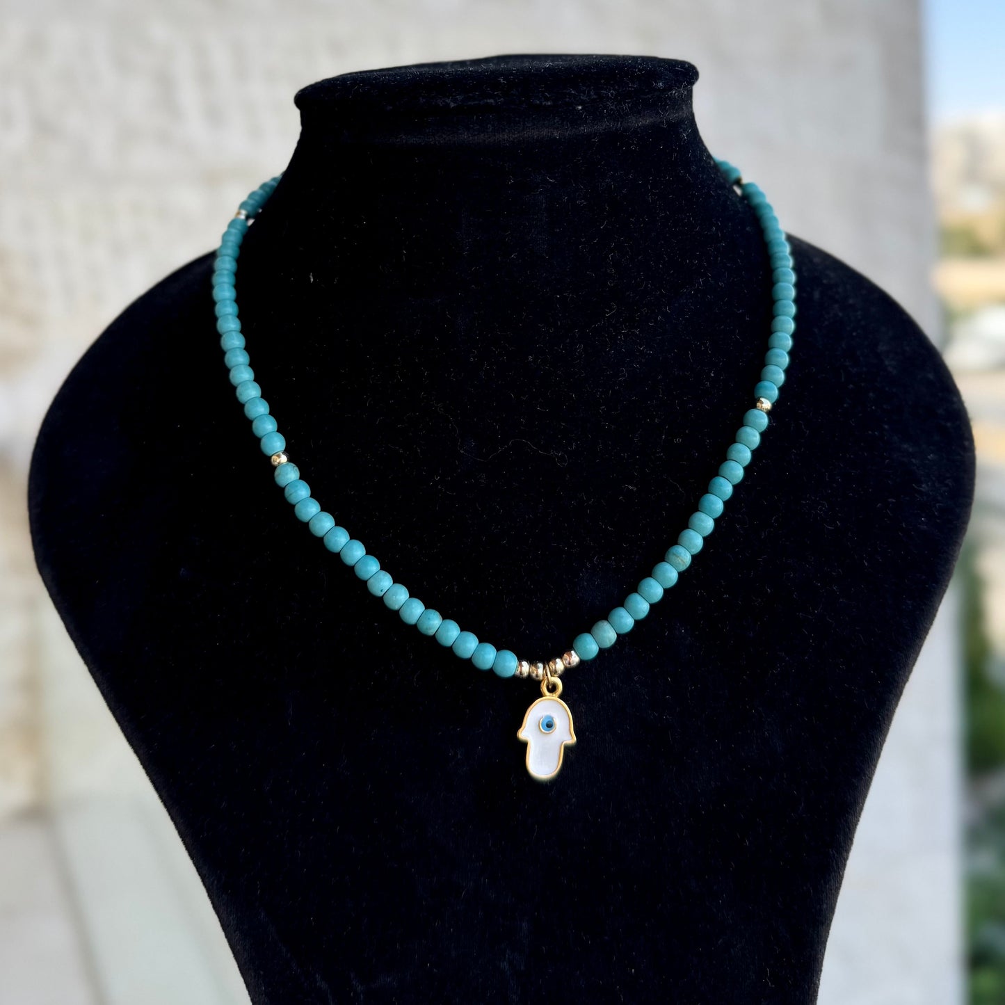 Fairouz Pendant Choker