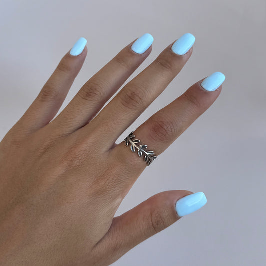 Thick Leaf Ring