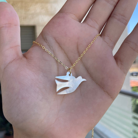 Dove Pearlina Necklace