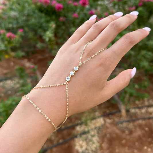 Studs Hand Chain