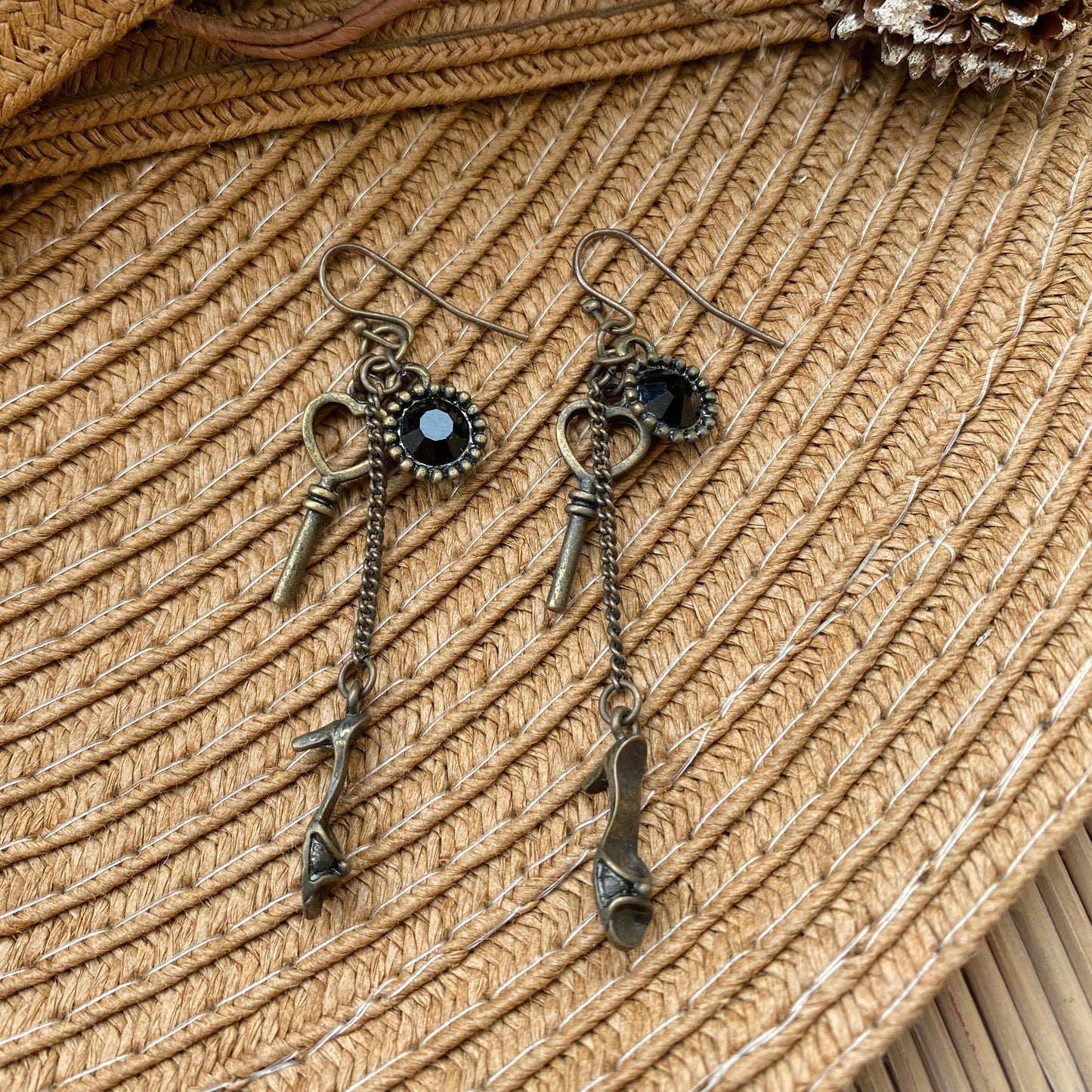 Dangling Bronzina Earring