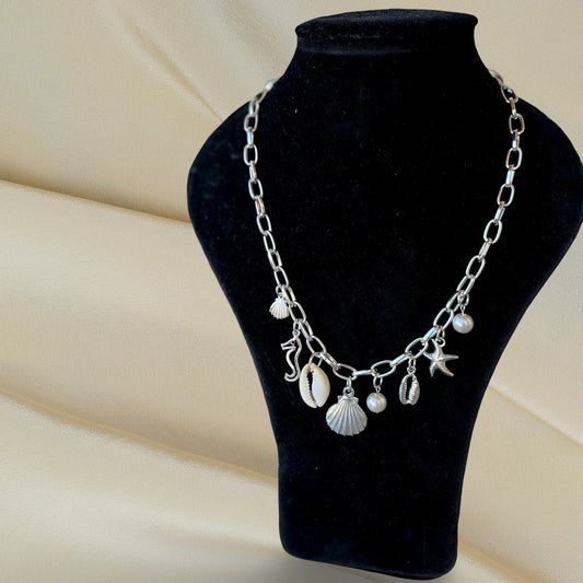 Isla Silver Necklace