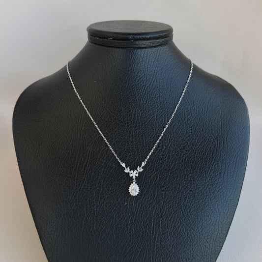 Kelly Necklace