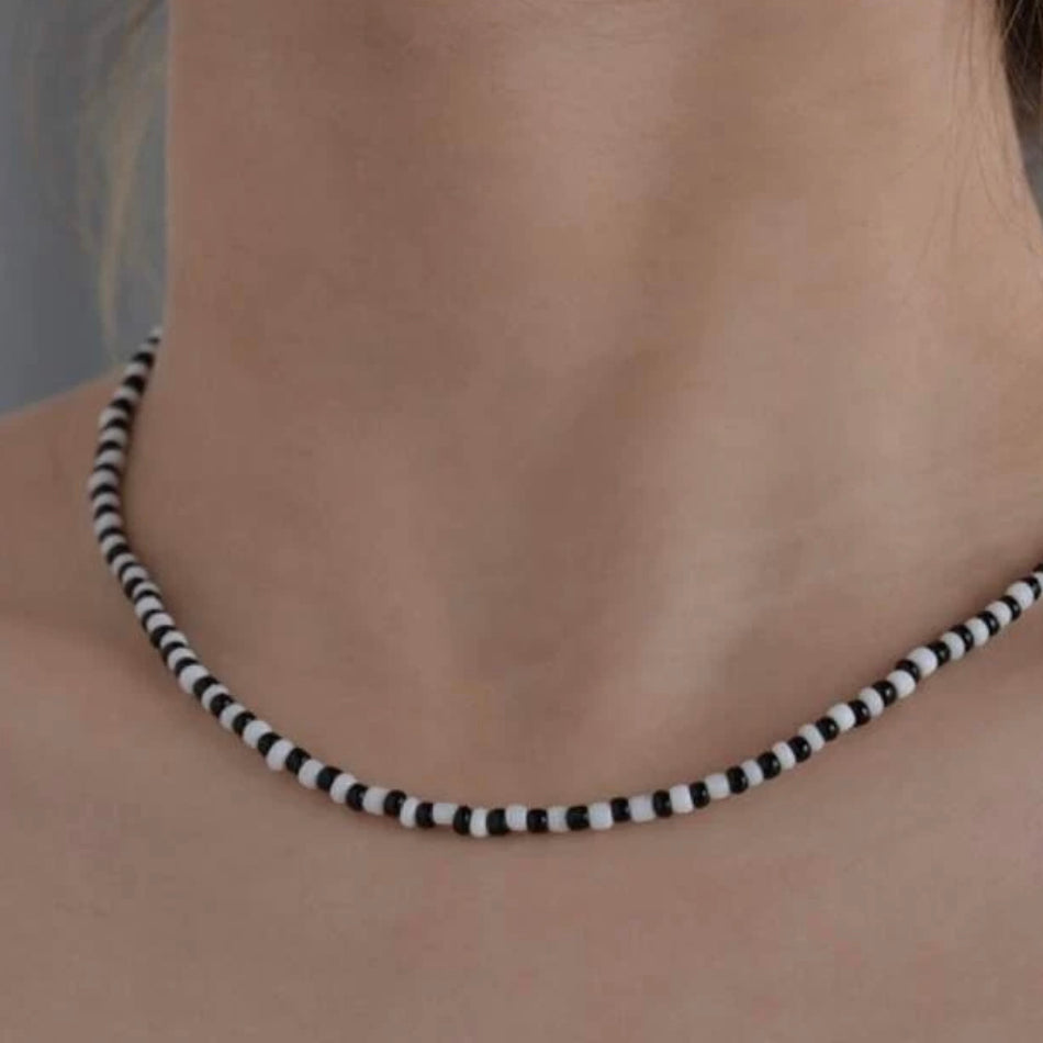Black N’ White Choker